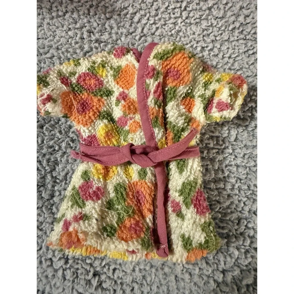 Vintage BARBIE Doll Case Including 2Barbies1992/1966 Lot of Clothes Too To Post